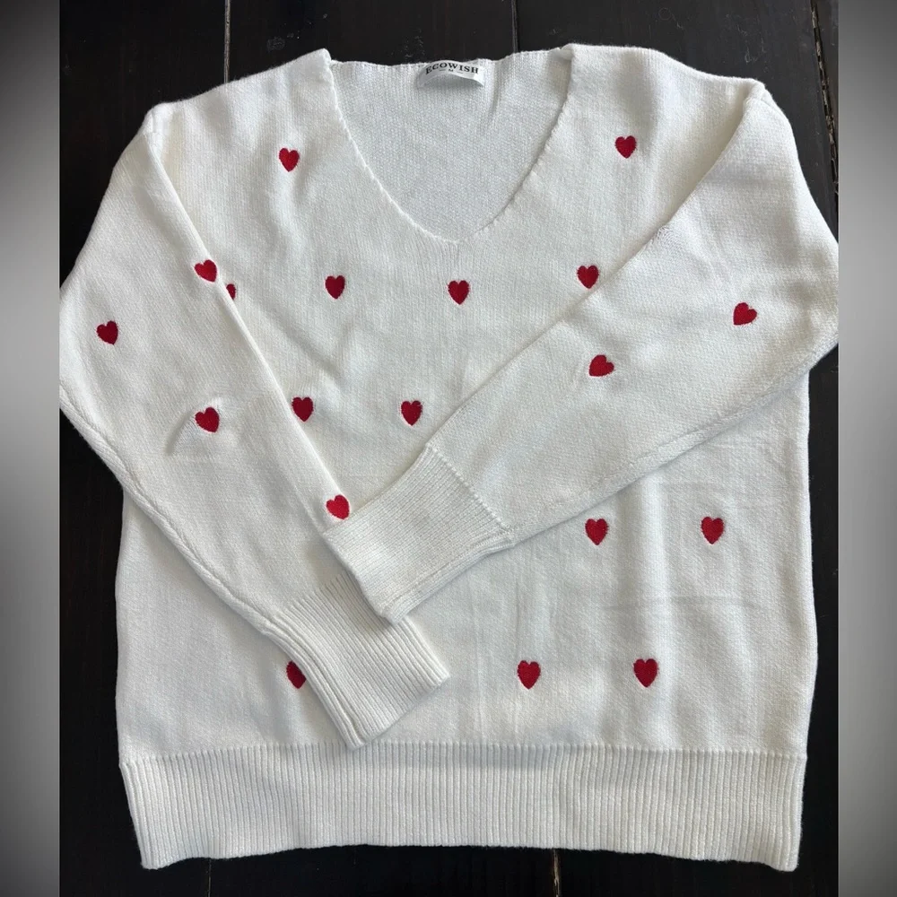 ECOWISH White Heart Patterned Valentines Women's Sweater - Picture 6 of 9